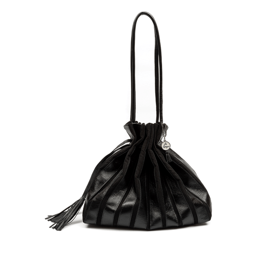 375.Preto